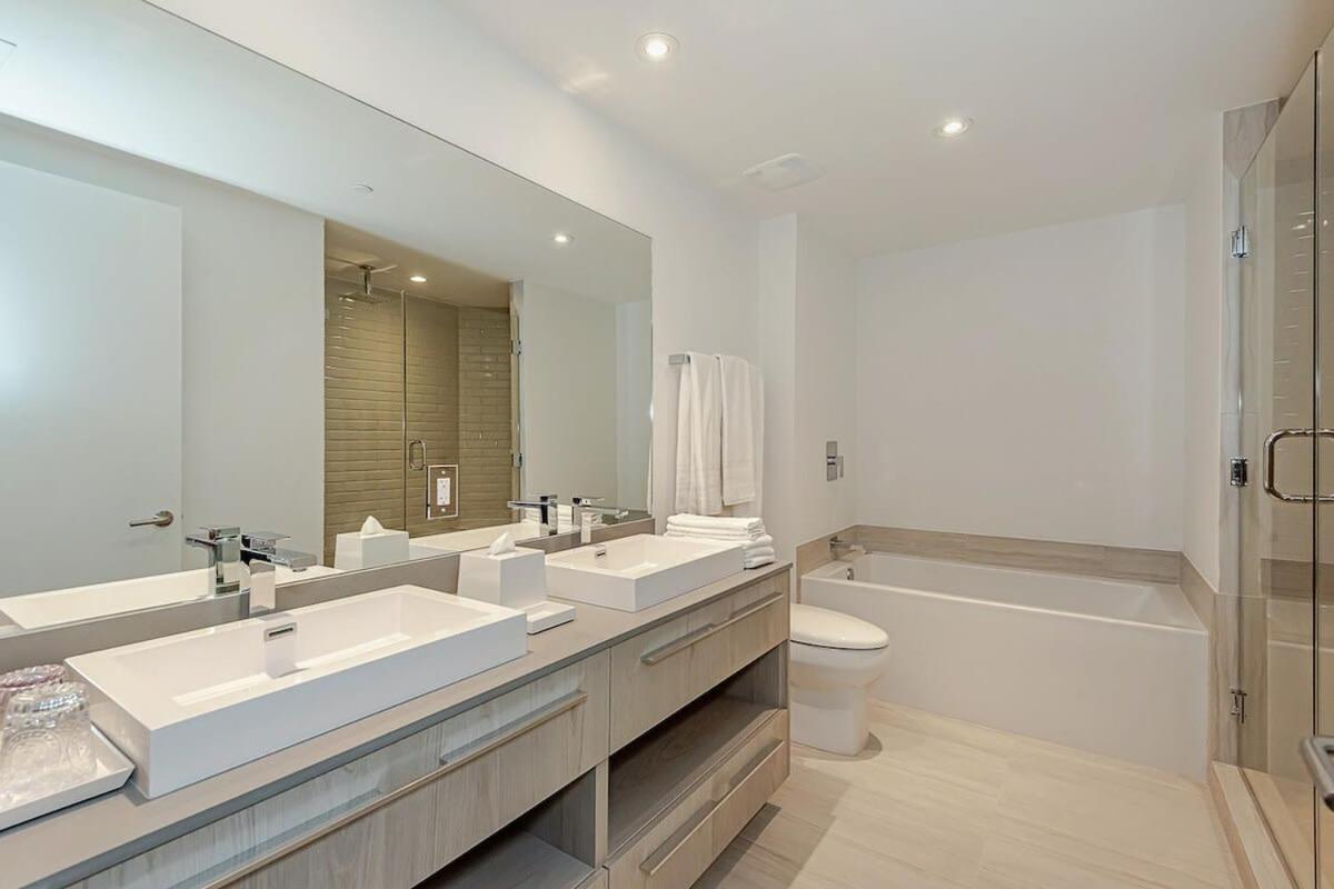 Apartament Wrap Around Balcony - Insane Views - Amazing Pools Hollywood Zewnętrze zdjęcie