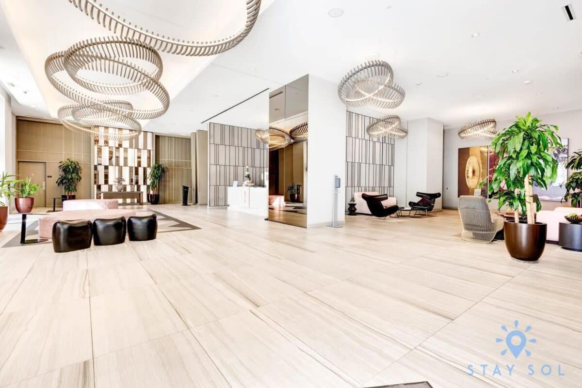Apartament Wrap Around Balcony - Insane Views - Amazing Pools Hollywood Zewnętrze zdjęcie