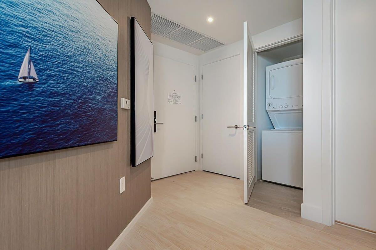 Apartament Wrap Around Balcony - Insane Views - Amazing Pools Hollywood Zewnętrze zdjęcie