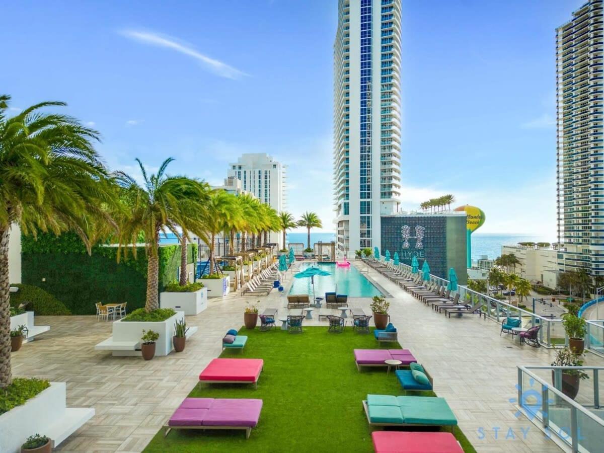Apartament Wrap Around Balcony - Insane Views - Amazing Pools Hollywood Zewnętrze zdjęcie