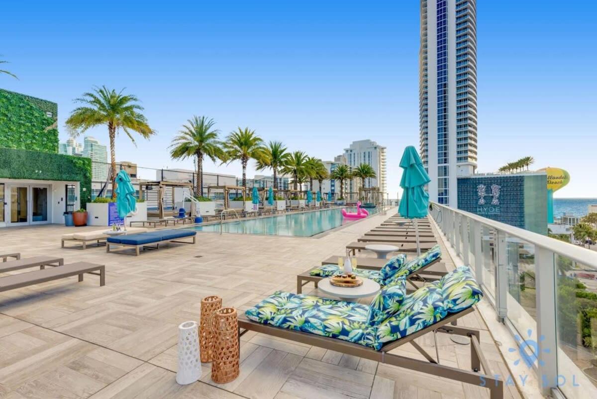 Apartament Wrap Around Balcony - Insane Views - Amazing Pools Hollywood Zewnętrze zdjęcie
