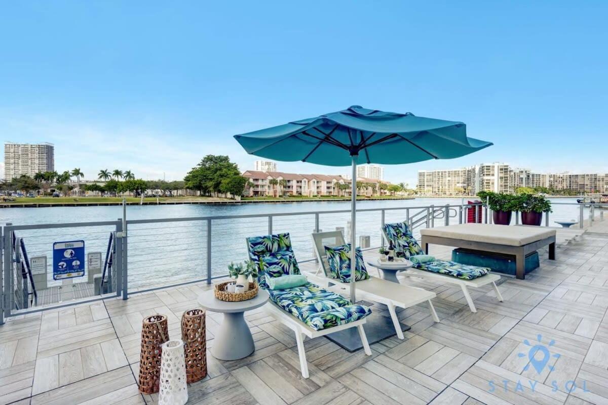 Apartament Wrap Around Balcony - Insane Views - Amazing Pools Hollywood Zewnętrze zdjęcie