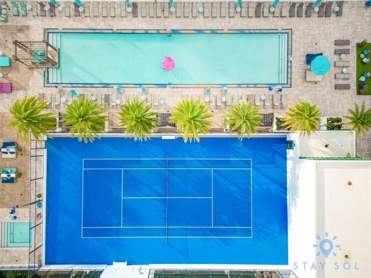 Apartament Wrap Around Balcony - Insane Views - Amazing Pools Hollywood Zewnętrze zdjęcie